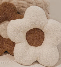 Medium Daisy Cushion
